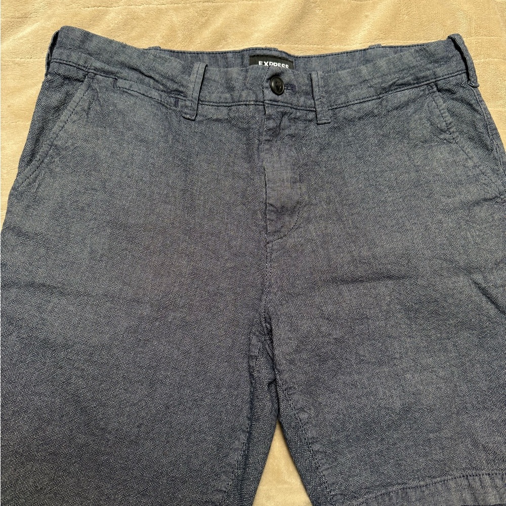 Mens Express shorts size 33 slim